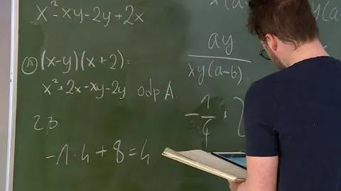 Nauczyciele uciekają z zawodu. Odchodzą na emeryturę i rezygnują z powodu zbyt niskich płac