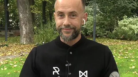 Nergal: "Jeżdżą za nami od miasta do miasta. 
Rozstawiają kram i śpiewają. Żyjemy w symbiozie"