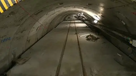 The view inside a corridor in one of the pipes leading to the Czajka sewage treatment plant (video from October 25)