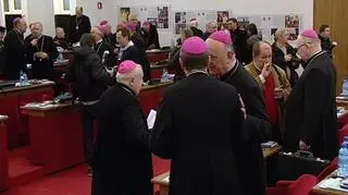 Biskupi z Konferencji Episkopatu Polski podziękowali posłom za piątkowe głosowanie