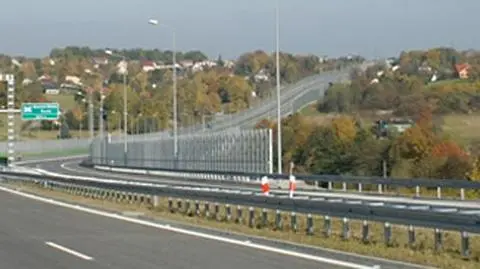 "Heniek bierze zbyt oficjalnie. Chyba go wyp***li"