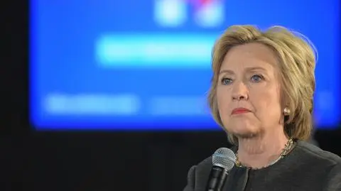 Comey nadzorował i prowadził śledztwo w sprawie Clinton 