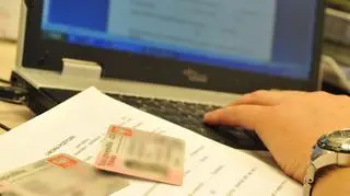 Parze oszustów grozi 8 lat więzienia