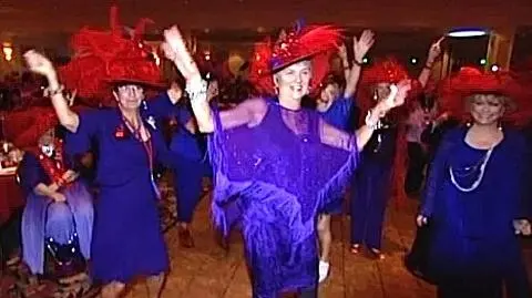 Czerwone Kapelusze imprezują