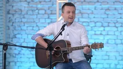 Krzysztof Skórzyński zagrał i zaśpiewał. "Pierwszy raz przed kamerą"
