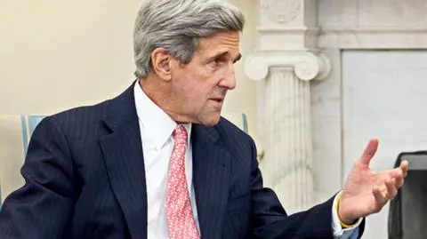 Kerry o boeingu: wskazujemy palcem na separatystów, system przetransportowany z Rosji