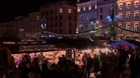 Kraków. Ruszyły bożonarodzeniowe targi