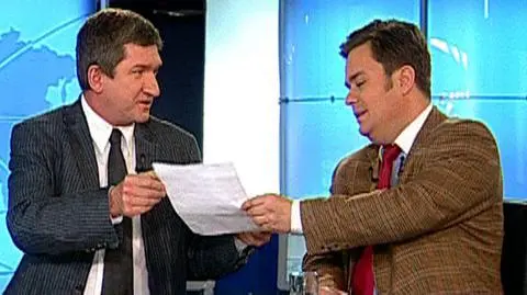Jerzy Wenderlich przekazał na ręce Adama Hoffmana prezent od gejów dla PiS