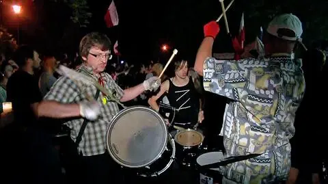 Demonstracja przed Sejmem