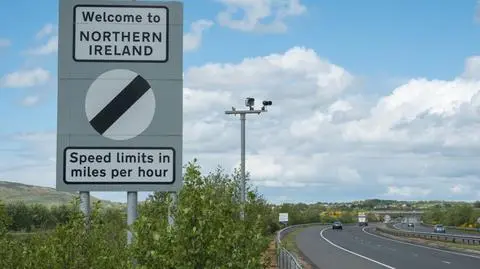 Komisja Izby Gmin: granica w Irlandii nieunikniona po brexicie