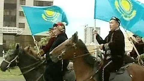 Dziennikarz posiedzi za "ujawnienie tajemnicy"