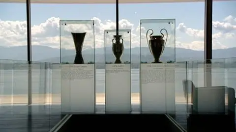 UEFA to "państwo w państwie"