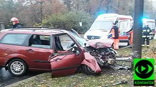 Wypadek we Wrocławiu. Mężczyzna i dwójka dzieci trafili do szpitala