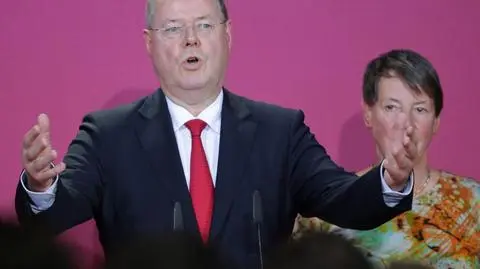 Steinbrueck drażni się z Merkel? Ostrożnie o "wielkiej koalicji"