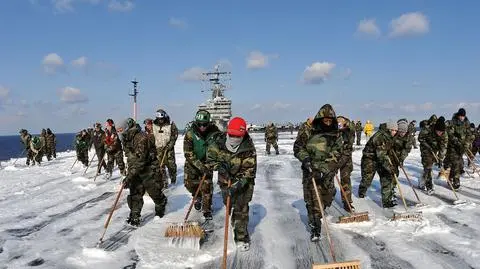 Załogi okrętów US Navy stosowały procedury na wypadek wojny jądrowej