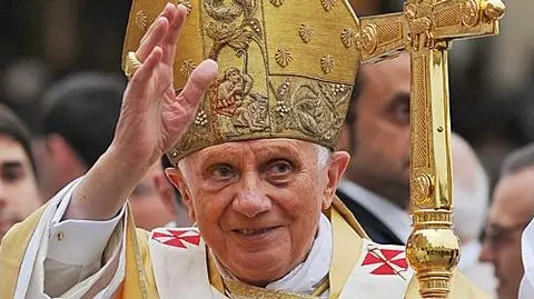 Lefebryści krytykują Benedykta XVI