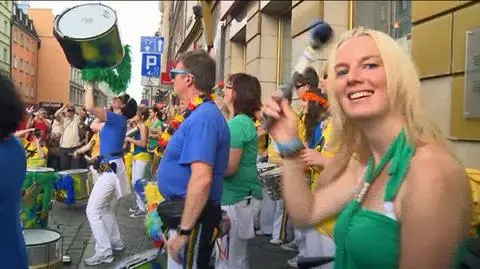 Niemcy grają, Polacy tańczą, Czesi wiwatują