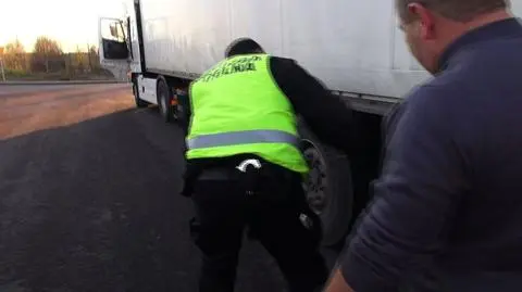 Celnicy częściej zajmują się drobnymi sprawami zamiast walczyć z przemytem 