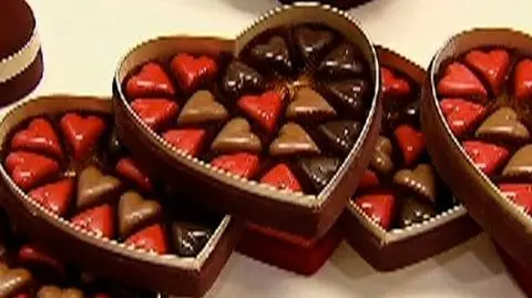 W Walentynki ukochaną posmaruj czekoladą...