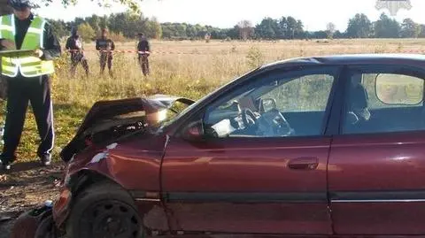 Zderzenie busa z osobówką. Sześciu rannych