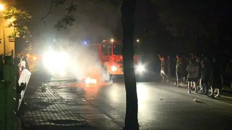 Przed budynkiem policji w Zawierciu doszło do zamieszek 