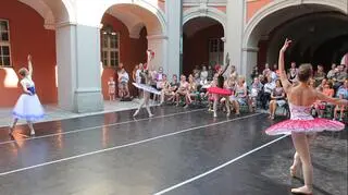 Szkoła baletowa mieściła się w budynku należącym do kurii 