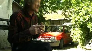 Koszmar w małej wiosce na Podkarpaciu. 60-letni Józef Ch. ma dwójkę dzieci ze swoją córką. - Wiem, to nie jest zgodne z prawem Boga, ale stało się, jak się stało - mówi kazirodca.(TVN24)