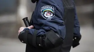 Ukraińscy policjanci udzielali pobitemu rabinowi pierwszej pomocy