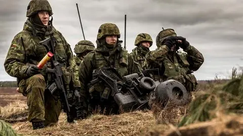 Szef MSZ Rosji: NATO łamie ustalenia stosując "drobne tricki"