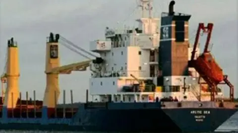 Rosjanie: "Arctic Sea" nie przewoził broni