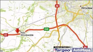 Karambol na A4: zderzyły się trzy samochody osobowe i dwie ciężarówki