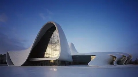 Heydar Aliyev Center w Baku wygrał konkurs Design of the Year 2014