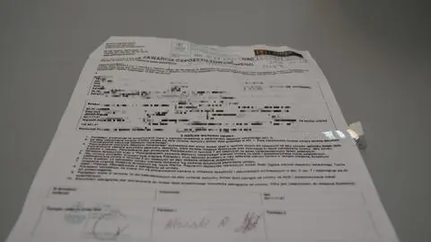 Adresy, pesele, numery dowodów... Dokumenty Amber Gold leżały na klatce schodowej