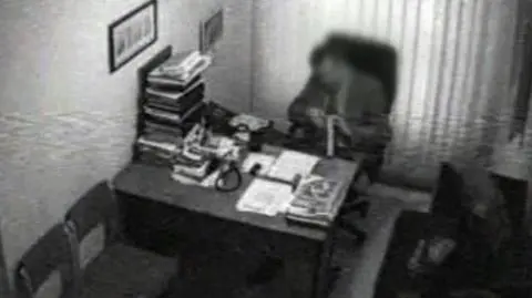 Dr G. przyjmuje łapówkę