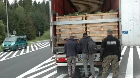 Afgańczycy ukryli się między arbuzami