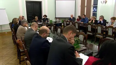 Zmiana treści uchwały o stanie wojennym (materiał magazynu "Polska i Świat")
