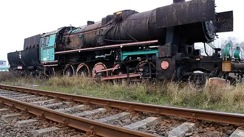 "Tymek" nową wizytówką Chojnic? Na razie niszczeje na bocznicy