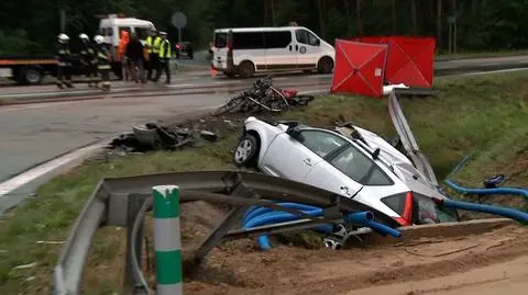 Ruda Maleniecka. Zderzenie tira z samochodem osobowym. Dwie osoby nie żyją
