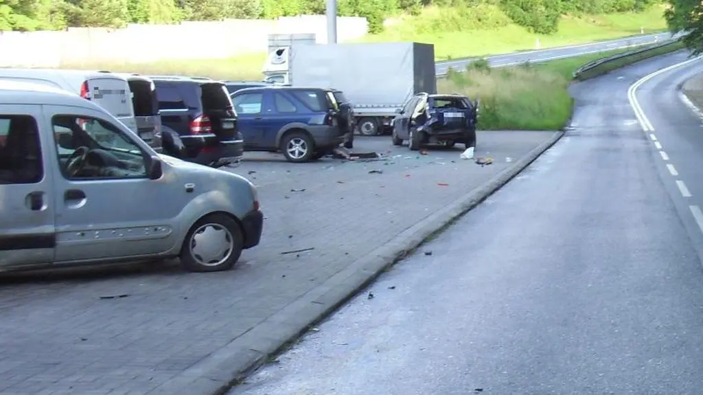 18-latek jechał zbyt szybko