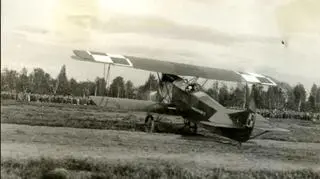 1925