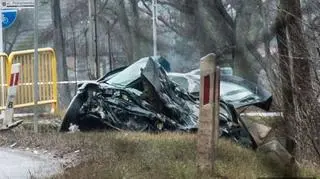 60-letni kierowca tego samochodu zginął na miejscu