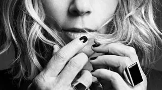 65-letnia Kim Gordon w reklamie Saint Laurent