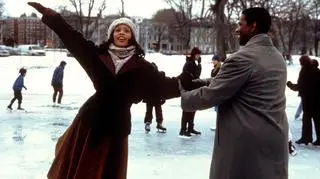 Aktualnie czytasz: Ostatnia piosenka i film Whitney
