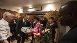 Absolwenci obecni na spotkaniu dziękowali za wsparcie Polski oraz wyrazili nadzieję na współpracę w przyszłości.