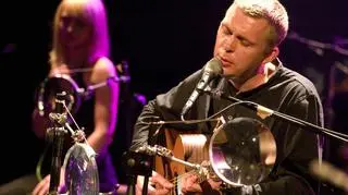 Adam Nowak podczas koncertu