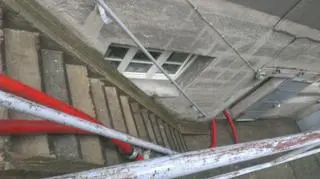 Akcja wypompowywania wody w Urzędzie Miasta w Szczecinie 