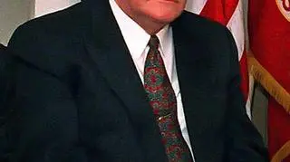 Algirdas Brazauskas (Wikipedia)