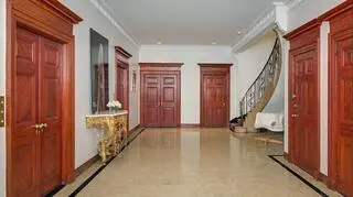 Apartament ambasadora Francji przy ONZ mieści się w słynnym budynku przy 740 Park Avenue w Nowym Jorku