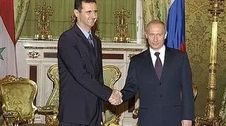 Asad na spotkaniu z Putinem w 2005 r. 