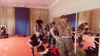 Atak terrorystyczny w szkole był symulowany, nie wszyscy o tym wiedzieli